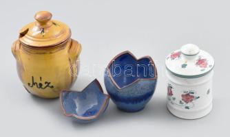 3 db kerámia edényke. Egy jelzett iparművész tojás 11 cm, Herend village pottery 13 cm, mézes csupor 16 cm