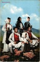 Bauernfamilie / Bosnian folklore, peasant family (Rb)