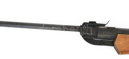 Szovjet IZS-38 légpuska, jelzett, jó állapotban, h: 104 cm + hozzá 7 doboz lövedék és papír céltáblá...