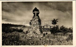 1939 Uzsok, Uzok, Uzhok; Hősök sírja, Ant. Rozsypala sírja / military heroes cemetery, tomb (EK) + "UZSOK SPORT SZÁLLODA MAGYAR LENGYEL HATÁR" + "SIANKI-UNGVÁR B 72 B" vasúti mozgóposta (EK)