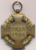 1908. "Jubileumi Kereszt" aranyozott bronz kitüntetés kopott mellszalaggal T:F patina, kop...
