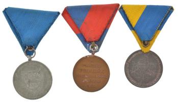 1938. "Felvidéki Emlékérem - II. Rákóczi Ferenc" bronz emlékérem mellszalaggal + 1940. &qu...