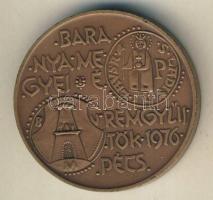 1976. "Pécs-Baranya megyei Éremgyűjtők" piefort (vastag) Br emlékérem T:1- kis ph.