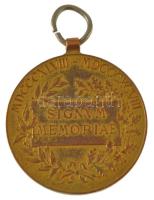 1898. "Jubileumi Emlékérem a Fegyveres Erő Számára / Signum memoriae (AVSTR)" aranyozott b...