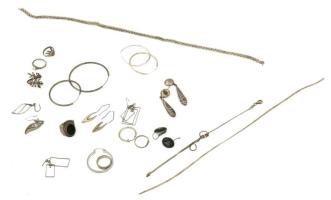 Ezüst(Ag) vegyes sérült ékszer tétel, bruttó: 73,2 g