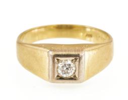 Arany (Au) 14 K gyűrű 0,2 ct gyémánttal, jelzett, méret: 57, bruttó: 3,8 g