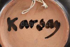 Karsay Judit (1945-): Tűzpiros fali dísztál. Színes mázakkal festett kerámia, jelzett, hibátlan. d: ...