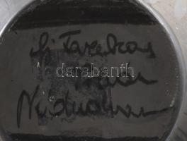 Ifj. Fazekas István: Népi mintás váza. Kavicsolt díszítéssel, hibátlan, m: 20 cm