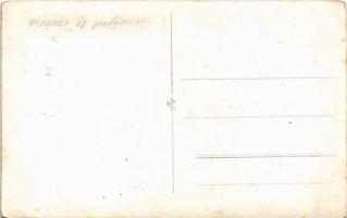 Budapest (?), Drogéria és parfüméria, üzlet belső. photo (fl)