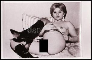 7 db akt negatív kocka