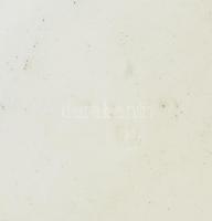 Apátfalva népi kerámiatányér, kereszt motívummal, jelzett, kopott, d: 23 cm