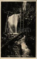 1933 Nagykőhavas, Hohenstein, Piatra Mare (Brassó, Brasov); fa létra a túraútvonalon / wooden ladder on the trail. photo