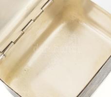 Ezüstözött art deco doboz, félgömb lábakon, kis kopottsággal, 13x10x9 cm