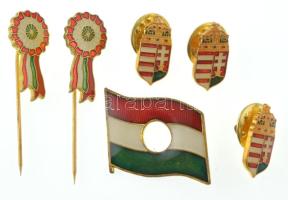 6db-os műgyantás magyar jelvénytétel, benne: magyar címer, lyukas zászló, kokárda T:UNC,AU