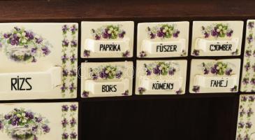 Antik konyhai fűszertartó szekrény magyar feliratos fajansz fiókokkal. Komplett! 8 nagy. 6 kis fiók,...