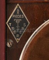 Thorens hordozható gramofon. Komplett, működik, tartalék tűkkel . doboza 20x27 cm