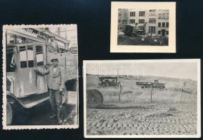 Teherautók és markoló, 3 db fotó, 4×4,5 és 6×9 cm közötti méretekben