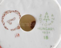 Hollóházi porcelán figurális gyertyatartó, részben kézzel festett, jelzett, apró kopásnyomokkal, m: ...