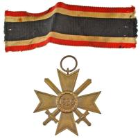 Német Harmadik Birodalom 1939. "Háborús Érdemkereszt II. osztálya kardokkal" bronz kitünte...