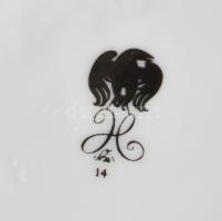 Hollóházi Szász Endre által tervezett mintás váza, jelzett, hibátlan, m: 19,5 cm