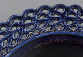 Steidl Znaim fajansz tányér. Kobalt festés, kopott arany mintával. Jelzett, áttört 21 cm