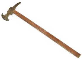 1933 Cserkész jamboree Hungária fokos másolat fa nyéllel. fej 15 cm