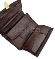 Bőr autóstáska, tárca, kulcsos zárral 24x16 cm