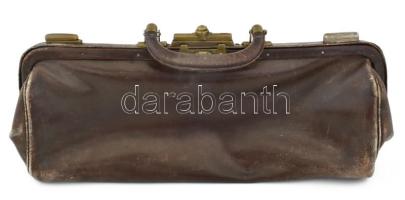 Régi bőr orvosi táska, kopással 43, cm