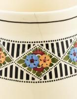 Urbach-Freres - Flora Népi szecessziós mintás fajansz mosdó készlet. Mosdótál, kancsó, szappan és fo...