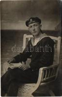 K.u.K. Kriegsmarine, SMS ADRIA (ex Radetzky), Matrosen / SMS ADRIA osztrák-magyar haditengerészet csavaros fregattjának matróza műtermi fotózáson / Austro-Hungarian Navy screw frigate's mariner in a studio photo. Atelier Fritzi Wien (fl)