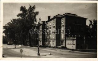 Budapest XIII. Margitsziget, Palatinus szálló, automobilok