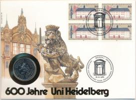 Németország 1986D 5M Cu-Ni "Heidelbergi Egyetem 1386-1986" érmés borítékban, bélyegzéses bélyeggel T:UNC Germany 1986D 5 Mark Cu-Ni "Heidelberg University 1386-1986" in envelope with stamp and cancellation C:UNC