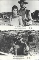 cca 1964 ,,Egy maroknyi dollárért" című olasz westernfilm jelenetei és szereplői (Clint Eastwood, Gian Maria Volonté), 11 db vintage produkciós filmfotó ezüst zselatinos fotópapíron, a használatból eredő (esetleges) kisebb hibákkal, 18x24 cm