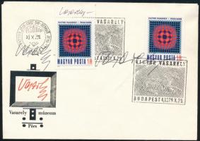 1979 Victor Vasarely: Vega-sakk bélyeg első napi borítékon rajta a művész 4 db autográf aláírásával / Autograph signature of Vasarely 4 times on the Vega-chess FDC with special cancellation for his exhibition