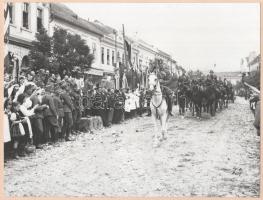 1940 Székelyudvarhely, magyar csapatok bevonulása a visszatérés alkalmából / Entry of the Hungarian ...