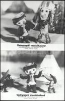 cca 1985 ,,Vadnyugati mackókaland" című lengyel - francia rajz- és bábfilm jelenetei, 17 db vin...