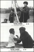 cca 1982 ,,Férfias nevelés" című szovjet film 5 db vintage produkciós filmfotó ezüst zselatinos fotópapíron, a használatból eredő (esetleges) kisebb hibákkal, 18x24 cm