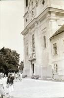 cca 1920 és 1989 között készült felvételek sokféle témáról, 424 db vintage NEGATÍV, egy része a tároló tasakokon feliratozva, 7x12 cm és 24x36 mm között