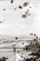 cca 1920 és 1989 között készült felvételek sokféle témáról, 424 db vintage NEGATÍV, egy része a táro...