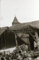 cca 1920 és 1989 között készült felvételek sokféle témáról, 424 db vintage NEGATÍV, egy része a táro...