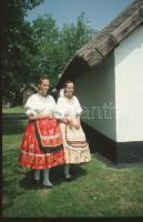 cca 1920 és 1989 között készült felvételek sokféle témáról, 424 db vintage NEGATÍV, egy része a táro...