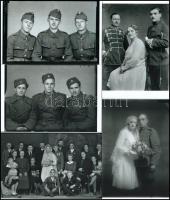 Katonákról eltérő időben készült felvételek, 13 db modern nagyítás, 15x10 cm