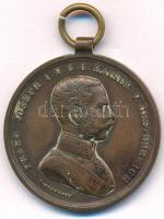 1914. "Ferenc József Bronz Vitézségi Érem" bronz kitüntetés mellszalag nélkül. Szign.: Tautenhayn T:XF patina Hungary 1914. "Bronze Gallantry Medal (Der Tapferkeit)" bronze decoration without ribbon. Sign.: Tautenhayn C:XF patina NMK 137.