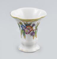 Herendi Viktória mintás kis váza, jelzéssel, talpán pattanással, m: 7 cm