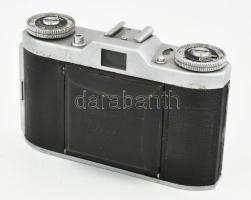 Beltica Cludor kamera Carl Zeiss Tessar 1:3,5, f: 5 objektívvel. Dohos lencsékkel, bőr tokjában