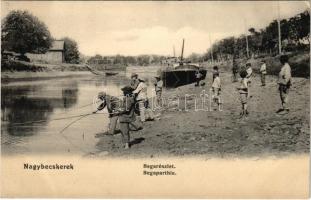 Nagybecskerek, Zrenjanin, Veliki Beckerek; Béga folyó, horgászó gyerekek / Bega river, children fishing