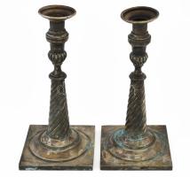 Antik ezüstözött alpakka gyertyatartó pár, kopással, jelzés nélkül, m: 25-26 cm