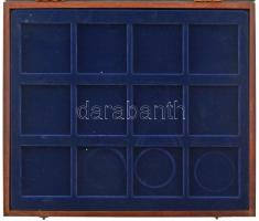 Fa éremtartó kazetta, 12db férőhellyel (50x50mm), használt, jó állapotban