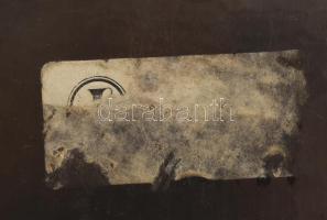 Iparművész fém tálka, jelzés nélkül, kopásnyomokkal, 17,5×11,5 cm