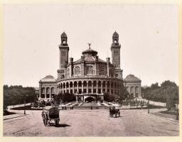 cca 1880-1900 Párizs, nagyméretű, keménytáblás album 47 db fotóval, könyvalakú egészvászon-kötésben,...